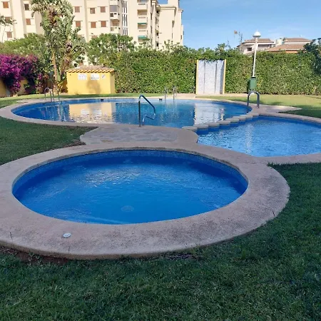 Estupendo A 100m Playa De Denia. Apartamento